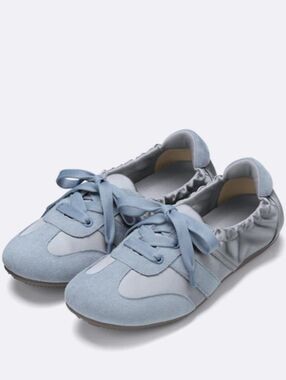GU Gathered Ballet Sneakers (Blue, US Size 8)